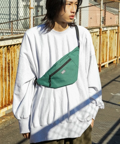 MEI（メイ）の「【MEI / メイ】ロゴ刺繍-STANDARD MOON SHOULDER/ムーンショルダー/ユニセックス（ボディバッグ/ウエストポーチ・メンズ・ブラック/ベージュ/ネイビー/ブラウン/グレー/カーキ/サックスブルー/グリーン/ワイン・FREE）」の6枚目の写真