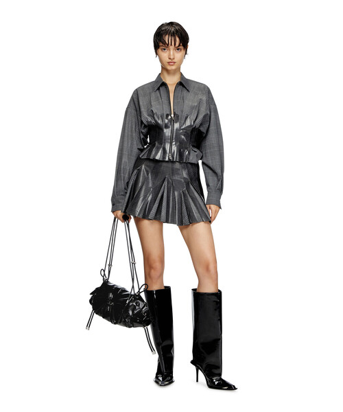 DIESEL（ディーゼル）の「ウィメンズ ショルダーバッグ M SCRUNCH-D SHOULDER M（ショルダーバッグ・レディース・ブラック/グレー・UNI）」の8枚目の写真