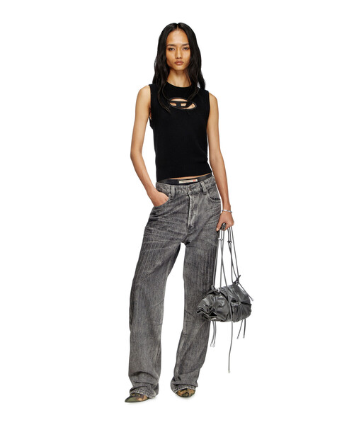 送料無料【DIESEL】ディーゼル scrunch-d ショルダーバッグ DIESEL｜ウィメンズ ショルダーバッグ SCRUNCH-D SCRUNCH-D