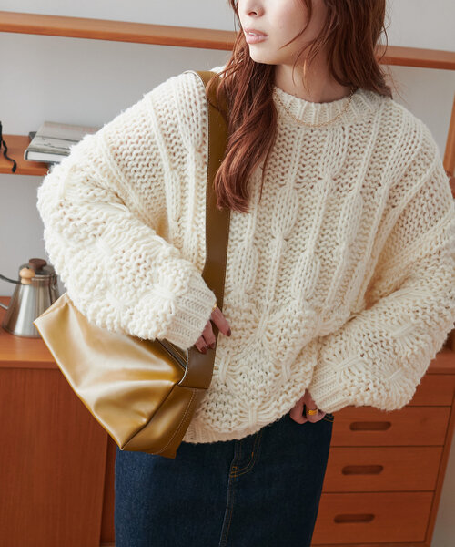 DISCOAT（ディスコート）の「編地切替プルオーバー（ニット/セーター・レディース・アイボリー/チャコールグレー/ベージュ・FREE）」の6枚目の写真