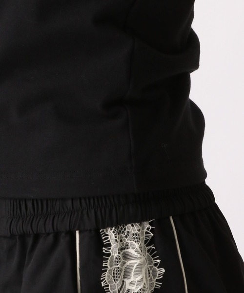 FOREVER 21（フォーエバー トゥエンティーワン）の「【2025SS】カップ付きベーシックキャミ（キャミソール・レディース・オフホワイト/ブルー/ブラック/ブラウン・SMALL/MEDIUM/LARGE）」の15枚目の写真