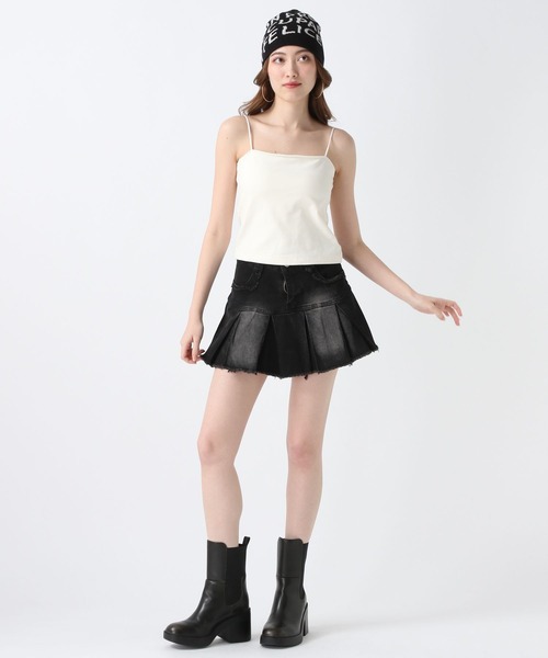 FOREVER 21（フォーエバー トゥエンティーワン）の「【2025SS】カップ付きベーシックキャミ（キャミソール・レディース・オフホワイト/ブルー/ブラック/ブラウン・SMALL/MEDIUM/LARGE）」の21枚目の写真