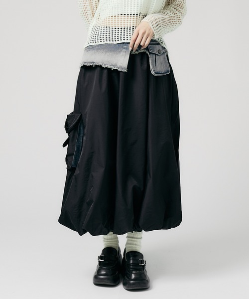 ROOPTOKYO(ループトウキョウ)の「Denim Layerd Cargo Skirt / デニムレイヤード カーゴスカート 秋物 秋服 2026年秋冬(スカート・レディース・ブラック/ベージュ/ブルー系その他/ブルー・FREE)」の1枚目の写真
