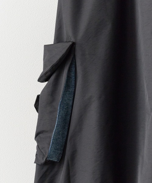 ROOPTOKYO(ループトウキョウ)の「Denim Layerd Cargo Skirt / デニムレイヤード カーゴスカート 秋物 秋服 2026年秋冬(スカート・レディース・ブラック/ベージュ/ブルー系その他/ブルー・FREE)」の9枚目の写真