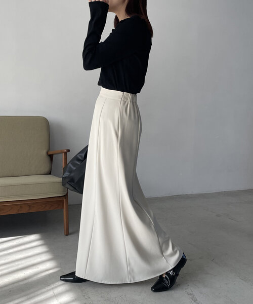 CAPRICIEUX LE'MAGE（カプリシューレマージュ）の「ランダムリブ2WAYロンT（Tシャツ/カットソー・レディース・ベージュ/アイボリー/ブラック・FREE）」の9枚目の写真