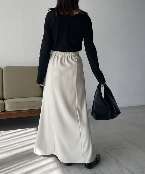 CAPRICIEUX LE'MAGE（カプリシューレマージュ）の「ランダムリブ2WAYロンT（Tシャツ/カットソー・レディース・ベージュ/アイボリー/ブラック・FREE）」の7枚目の写真