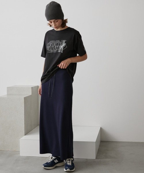 Auntie Rosa Holiday(アンティローザホリデー)の「テニスクラブTEE(Tシャツ/カットソー・レディース・チャコールグレー/ピンク/アイボリー・FREE)」の5枚目の写真