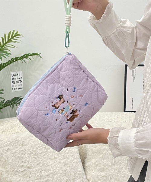 SHEPP（シープ）の「わんちゃん刺繍キルティングポーチ（ポーチ）」 - WEAR