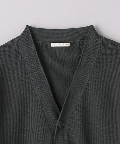UNITED ARROWS(ユナイテッドアローズ)の「ペーパーヤーン Vネック カーディガン(カーディガン/ボレロ・メンズ・ダークブラウン/ダークグレー・S/XL/M/L)」の15枚目の写真