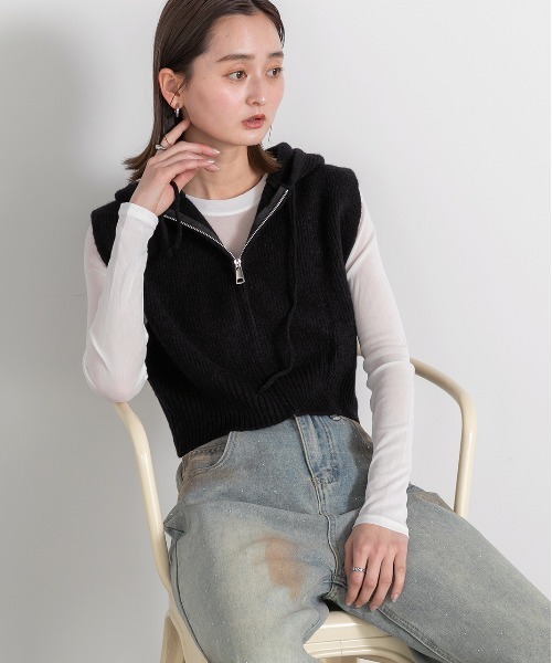 ad thie(アドティエ)の「フード付き ジップアップ ニットベスト(ベスト・レディース・オフホワイト/グレー/ブラック・FREE)」の19枚目の写真