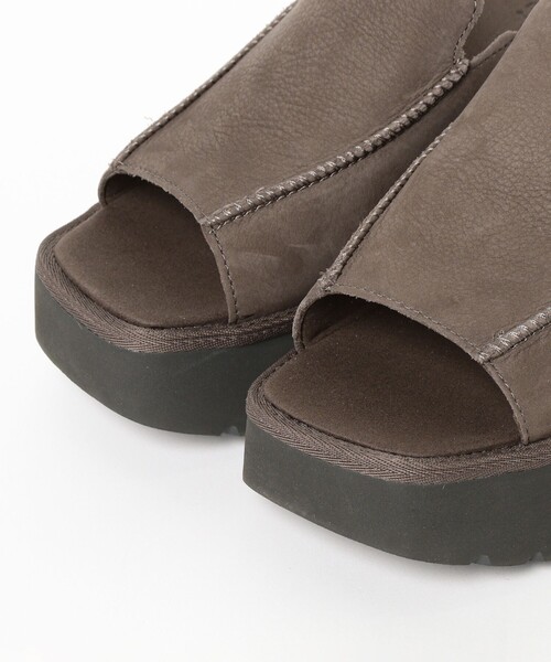 UGG（アグ）の「UGG(R) for Ray BEAMS / New Heights Slide / アグ