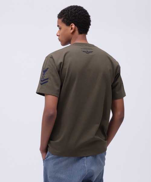 AVIREX(アヴィレックス)の「NAVAL POCKET T-SHIRT / ネイバル ポケット 半袖Tシャツ / AVIREX / アヴィレックス(Tシャツ/カットソー・メンズ・ネイビー系/ピンク/ネイビー/オリーブ/オフホワイト・MEDIUM/XX-LARGE/X-LARGE/LARGE)」の11枚目の写真