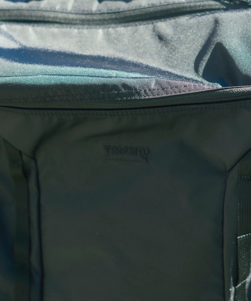 THRASHER(スラッシャー)の「RUNNING PUSH BOX BACKPACK 30L/スラッシャー大容量バックパック(リュックサック)(バックパック/リュック・メンズ・ブラック×ゴールド/ブラック×ブラック/ブラック×ホワイト・FREE)」の19枚目の写真