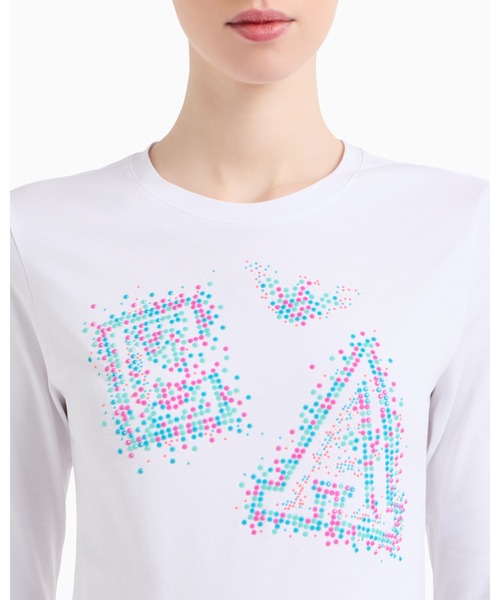 EMPORIO ARMANI(エンポリオアルマーニ)の「【エンポリオ アルマーニ】セーター ストレッチジャージー マイクロスタッズロゴ(Tシャツ/カットソー・レディース・ネイビー/ホワイト・SMALL/LARGE/X-SMALL/MEDIUM)」の6枚目の写真