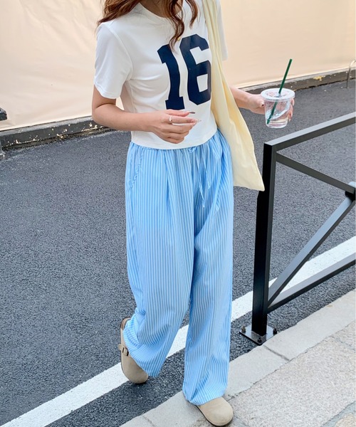everycoco(エブリーココ)の「ストライプワイドストレートレッグパンツ(その他パンツ・レディース・ブルー・M/L)」の19枚目の写真
