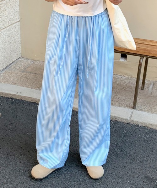 everycoco(エブリーココ)の「ストライプワイドストレートレッグパンツ(その他パンツ・レディース・ブルー・M/L)」の20枚目の写真