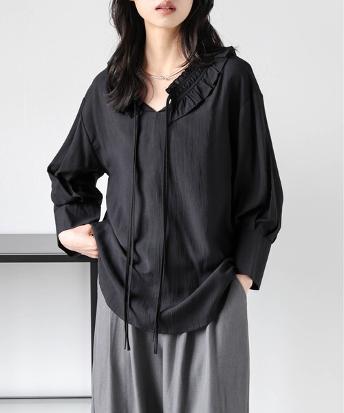 AMELY(エミリー)の「ダブルリボン フリルカラーブラウス(シャツ/ブラウス・レディース・ブラック/ホワイト・フリー)」の2枚目の写真