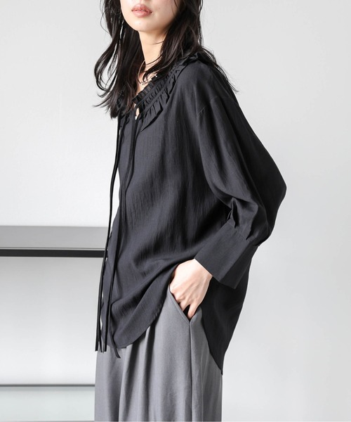 AMELY(エミリー)の「ダブルリボン フリルカラーブラウス(シャツ/ブラウス・レディース・ブラック/ホワイト・フリー)」の21枚目の写真