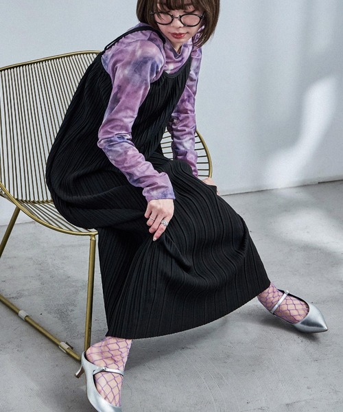 Fashion Letter（ファッションレター）の「プリーツキャミワンピース（ワンピース・レディース・チャコール/ブラウン/グレイッシュベージュ/ブラック/ゼブラ・M）」の2枚目の写真