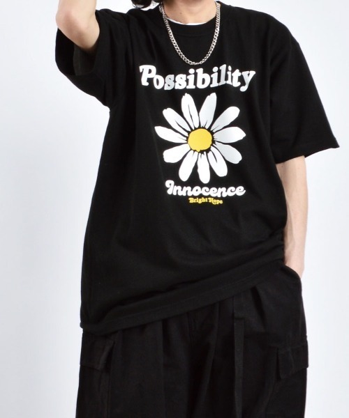 MODISH GAZE（モディシュガゼ）の「【MODISH GAZE】デイジープリントTシャツ（Tシャツ/カットソー・レディース・ネイビー/ブラック/ホワイト・X-LARGE/LARGE/MEDIUM）」の6枚目の写真