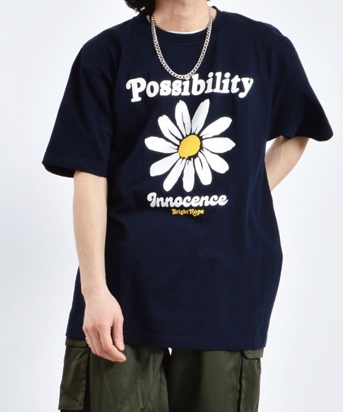 MODISH GAZE（モディシュガゼ）の「【MODISH GAZE】デイジープリントTシャツ（Tシャツ/カットソー・レディース・ネイビー/ブラック/ホワイト・X-LARGE/LARGE/MEDIUM）」の16枚目の写真