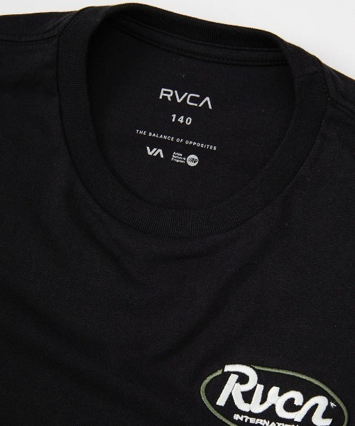 RVCA(ルーカ)の「RVCA キッズ RANCH SCRIPT SS Tシャツ 【2025年春夏モデル】/ルーカロゴバックプリント半袖Tシャツ(Tシャツ/カットソー・キッズ・ブラック/レッド系その他/キャメル/ホワイト・160/150/140/130)」の9枚目の写真