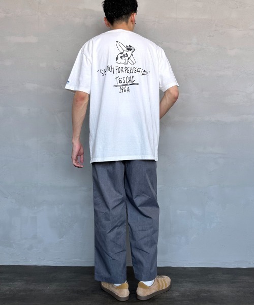 The Endless Summer（エンドレスサマー）の「[THE ENDLESS SUMMER/エンドレスサマー] 別注 手書き風ロゴ BUHIバックプリント Tシャツ（Tシャツ/カットソー・レディース・ホワイト/ネイビー/ブラック/グレー・M/L/XL）」の6枚目の写真