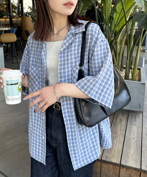 DISCOAT(ディスコート)の「【ユニセックス】シアーサッカーチェックオープンカラーシャツ(シャツ/ブラウス・レディース・ブラック/オフホワイト/サックスブルー・MEDIUM/LARGE)」の9枚目の写真