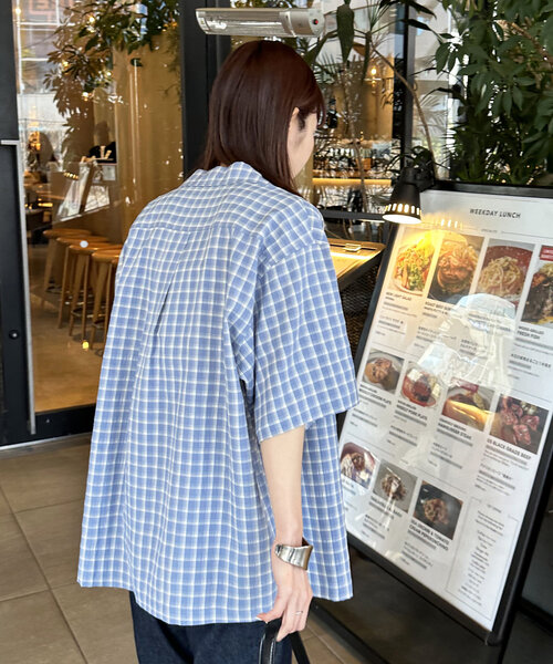 DISCOAT(ディスコート)の「【ユニセックス】シアーサッカーチェックオープンカラーシャツ(シャツ/ブラウス・レディース・ブラック/オフホワイト/サックスブルー・MEDIUM/LARGE)」の10枚目の写真