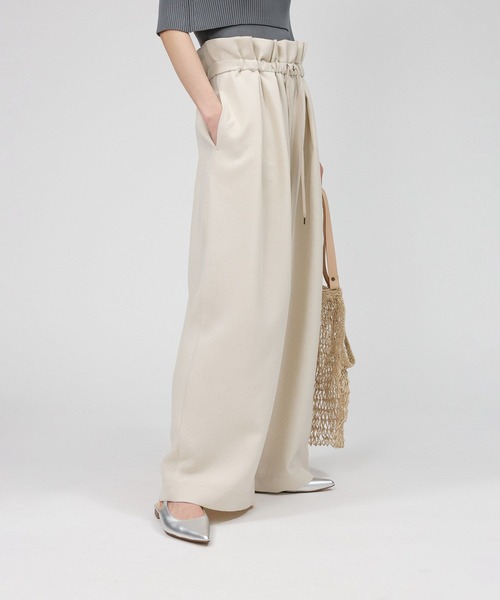 BABYLONE(バビロン)の「ドロストワイドパンツ(その他パンツ・レディース・ボルドー/グレイッシュベージュ/ブラック・フリー)」の17枚目の写真