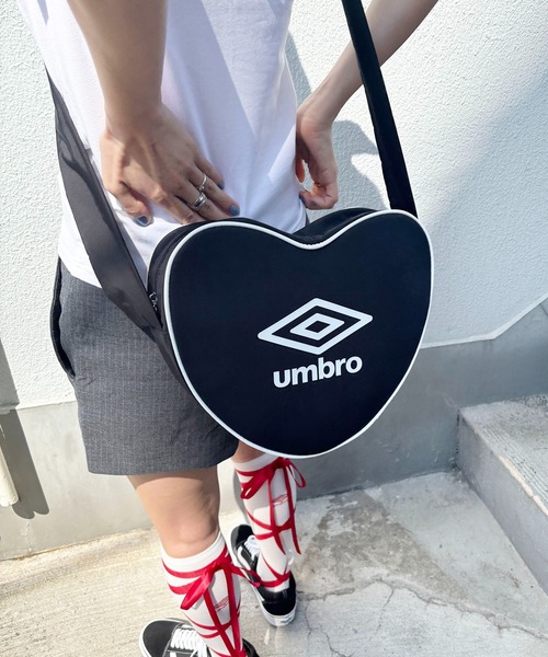 Casselini（キャセリーニ）の「[UMBRO × Casselini] 2WAYハートショルダー（ショルダーバッグ・レディース・アイボリー/ブルー/ブラック・FREE）」の9枚目の写真