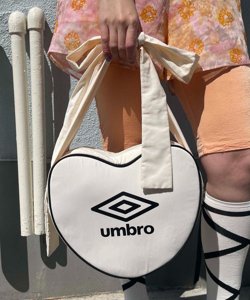 Casselini（キャセリーニ）の「[UMBRO × Casselini] 2WAYハートショルダー（ショルダーバッグ・レディース・アイボリー/ブルー/ブラック・FREE）」の18枚目の写真