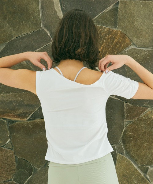 Julier Yoga and Relax(ジュリエヨガアンドリラックス)の「Julier Ecocoアシンメトリートップス(Tシャツ/カットソー・レディース・ネイビー/ホワイト/カーキ・1/0)」の6枚目の写真