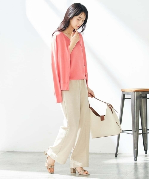 a.v.v(アーヴェヴェ)の「【接触冷感/UVカット/洗える】クルーネック美ラクるサマーカーディガン(カーディガン/ボレロ・レディース・グレー系その他/ホワイト/ブラック/ブルー/ダークインディゴブルー/ピンク・38/40/36/34/42)」の12枚目の写真