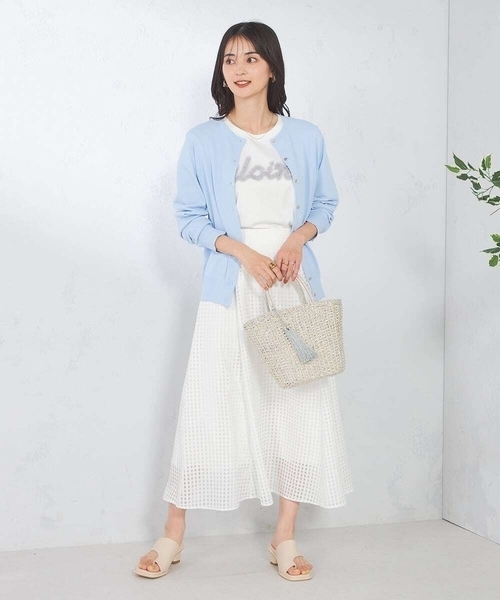 a.v.v(アーヴェヴェ)の「【接触冷感/UVカット/洗える】クルーネック美ラクるサマーカーディガン(カーディガン/ボレロ・レディース・グレー系その他/ホワイト/ブラック/ブルー/ダークインディゴブルー/ピンク・38/40/36/34/42)」の19枚目の写真