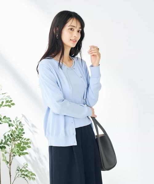 a.v.v(アーヴェヴェ)の「【接触冷感/UVカット/洗える】クルーネック美ラクるサマーカーディガン(カーディガン/ボレロ・レディース・グレー系その他/ホワイト/ブラック/ブルー/ダークインディゴブルー/ピンク・38/40/36/34/42)」の22枚目の写真