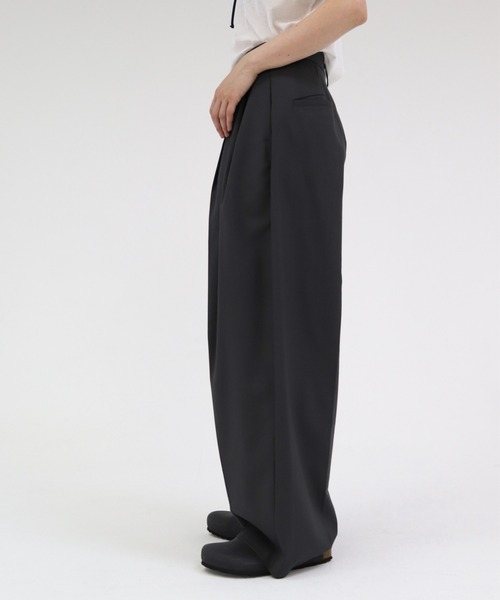 lit(リット)の「D Ring Tuck Pants(スラックス・レディース・ブラック/チャコールグレー・36/38)」の19枚目の写真