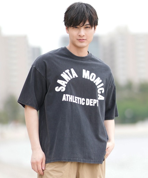 ムラサキスポーツ(ムラサキスポーツ)の「【ムラサキスポーツ限定】DEAR LAUREL × JACSON MATISSE SANTA MONICA Tシャツ DL25S-JM01(Tシャツ/カットソー・メンズ・ネイビー/ブラック/オフホワイト/ダークオレンジ・M/L/XL)」の11枚目の写真