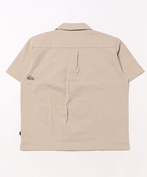 Quiksilver（クイックシルバー）の「MW OPEN SHIRT YOUTH /クイックシルバーキッズ胸ポケットワンポイント半袖シャツ（シャツ/ブラウス・キッズ・カーキ/ブラック・160/130/140/150）」の3枚目の写真