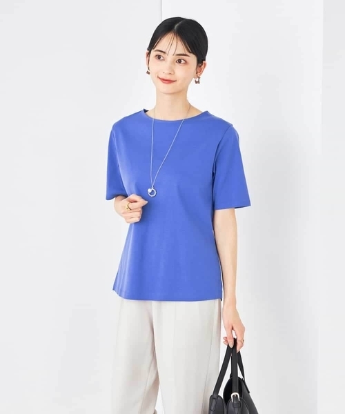 a.v.v（アーヴェヴェ）の「【接触冷感/UVカット】大人のリッチTシャツ（Tシャツ/カットソー・レディース・グレー系その他/ブラック/ホワイト/ブルー/オレンジ/ダークインディゴブルー/パープル・34/36/38/40/42）」の5枚目の写真