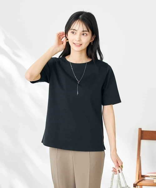 a.v.v（アーヴェヴェ）の「【接触冷感/UVカット】大人のリッチTシャツ（Tシャツ/カットソー・レディース・グレー系その他/ブラック/ホワイト/ブルー/オレンジ/ダークインディゴブルー/パープル・34/36/38/40/42）」の3枚目の写真