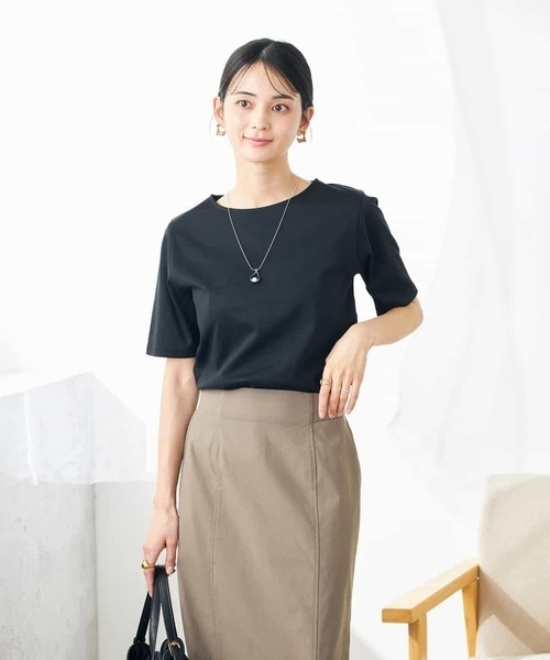 a.v.v（アーヴェヴェ）の「【接触冷感/UVカット】大人のリッチTシャツ（Tシャツ/カットソー・レディース・グレー系その他/ブラック/ホワイト/ブルー/オレンジ/ダークインディゴブルー/パープル・34/36/38/40/42）」の13枚目の写真