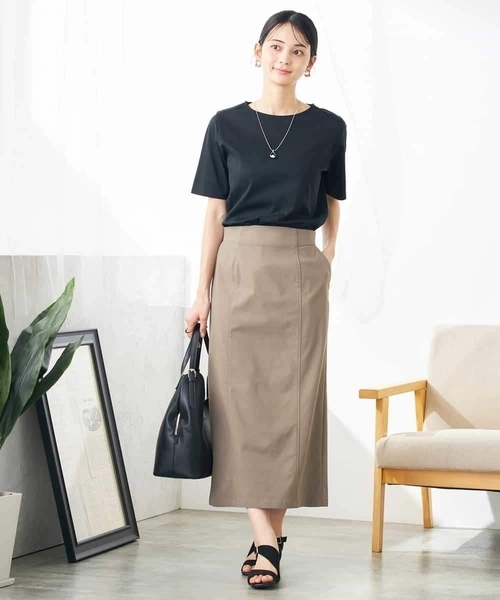 a.v.v（アーヴェヴェ）の「【接触冷感/UVカット】大人のリッチTシャツ（Tシャツ/カットソー・レディース・グレー系その他/ブラック/ホワイト/ブルー/オレンジ/ダークインディゴブルー/パープル・34/36/38/40/42）」の14枚目の写真