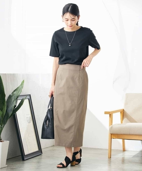 a.v.v（アーヴェヴェ）の「【接触冷感/UVカット】大人のリッチTシャツ（Tシャツ/カットソー・レディース・グレー系その他/ブラック/ホワイト/ブルー/オレンジ/ダークインディゴブルー/パープル・34/36/38/40/42）」の15枚目の写真