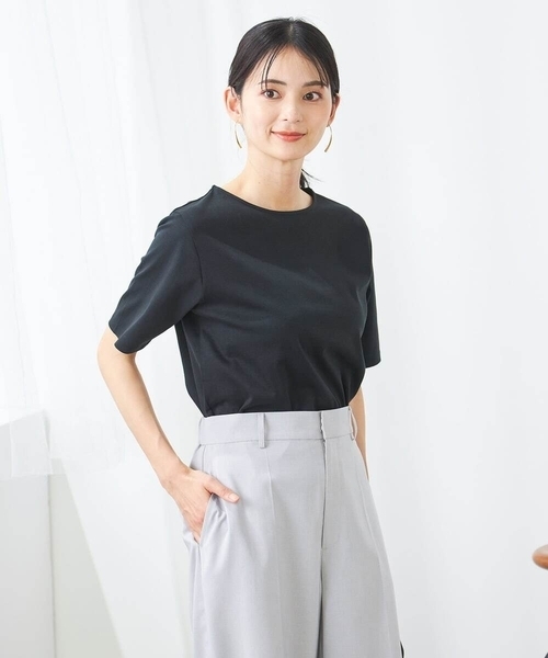 a.v.v（アーヴェヴェ）の「【接触冷感/UVカット】大人のリッチTシャツ（Tシャツ/カットソー・レディース・グレー系その他/ブラック/ホワイト/ブルー/オレンジ/ダークインディゴブルー/パープル・34/36/38/40/42）」の18枚目の写真