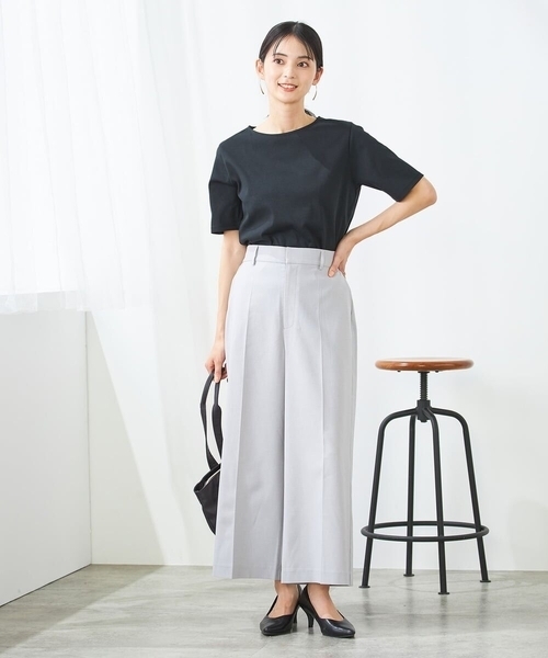 a.v.v（アーヴェヴェ）の「【接触冷感/UVカット】大人のリッチTシャツ（Tシャツ/カットソー・レディース・グレー系その他/ブラック/ホワイト/ブルー/オレンジ/ダークインディゴブルー/パープル・34/36/38/40/42）」の19枚目の写真