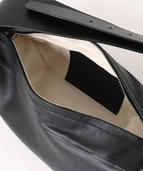 waa.studios】BAA BAG | 『Scrap Book』『LAGLAIA』公式ファッション