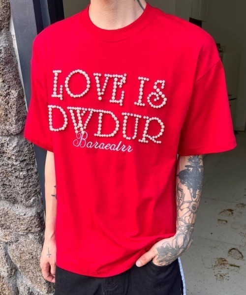 FreeZone(フリーゾーン)の「【立体パール】メッセージロゴ オーバーサイズTシャツ(Tシャツ/カットソー・メンズ・レッド/ネイビー/ブラック・F)」の5枚目の写真