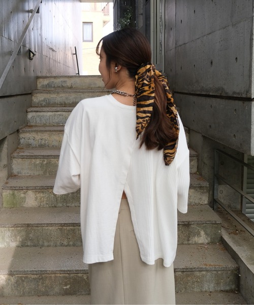 CIEL'AIR（シエルエアー）の「BAG CONSCIOUS TSHIRT (ﾊﾞｯｸｺﾝｼｬｽTｼｬﾂ）（Tシャツ/カットソー・レディース・ブラック/オフホワイト/グリーン・FREE）」の2枚目の写真