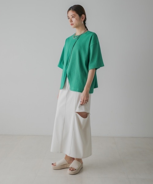 CIEL'AIR（シエルエアー）の「BAG CONSCIOUS TSHIRT (ﾊﾞｯｸｺﾝｼｬｽTｼｬﾂ）（Tシャツ/カットソー・レディース・ブラック/オフホワイト/グリーン・FREE）」の9枚目の写真